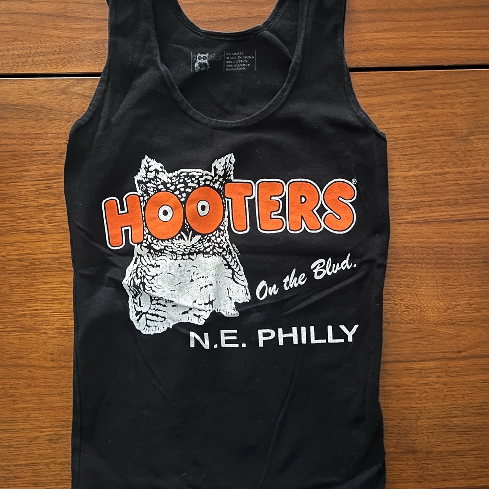 Hooters Uniform